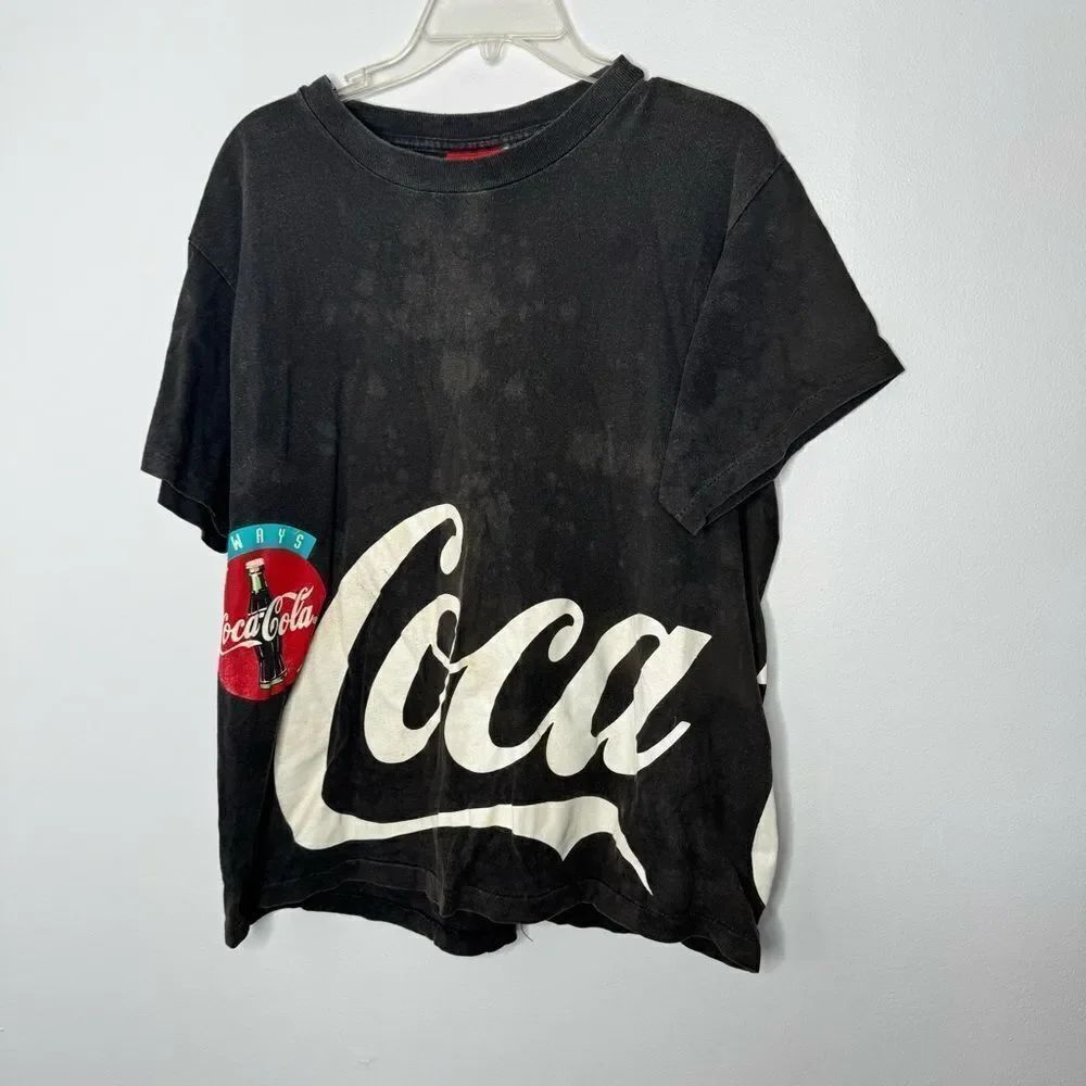 Vintage 1994 Coca-Cola graphic tee
